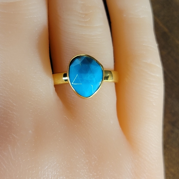 Vintage Jewelry - Turquoise Gemstone Ring Size 8 14k Yellow Gold Sterling Silver Stamped 925